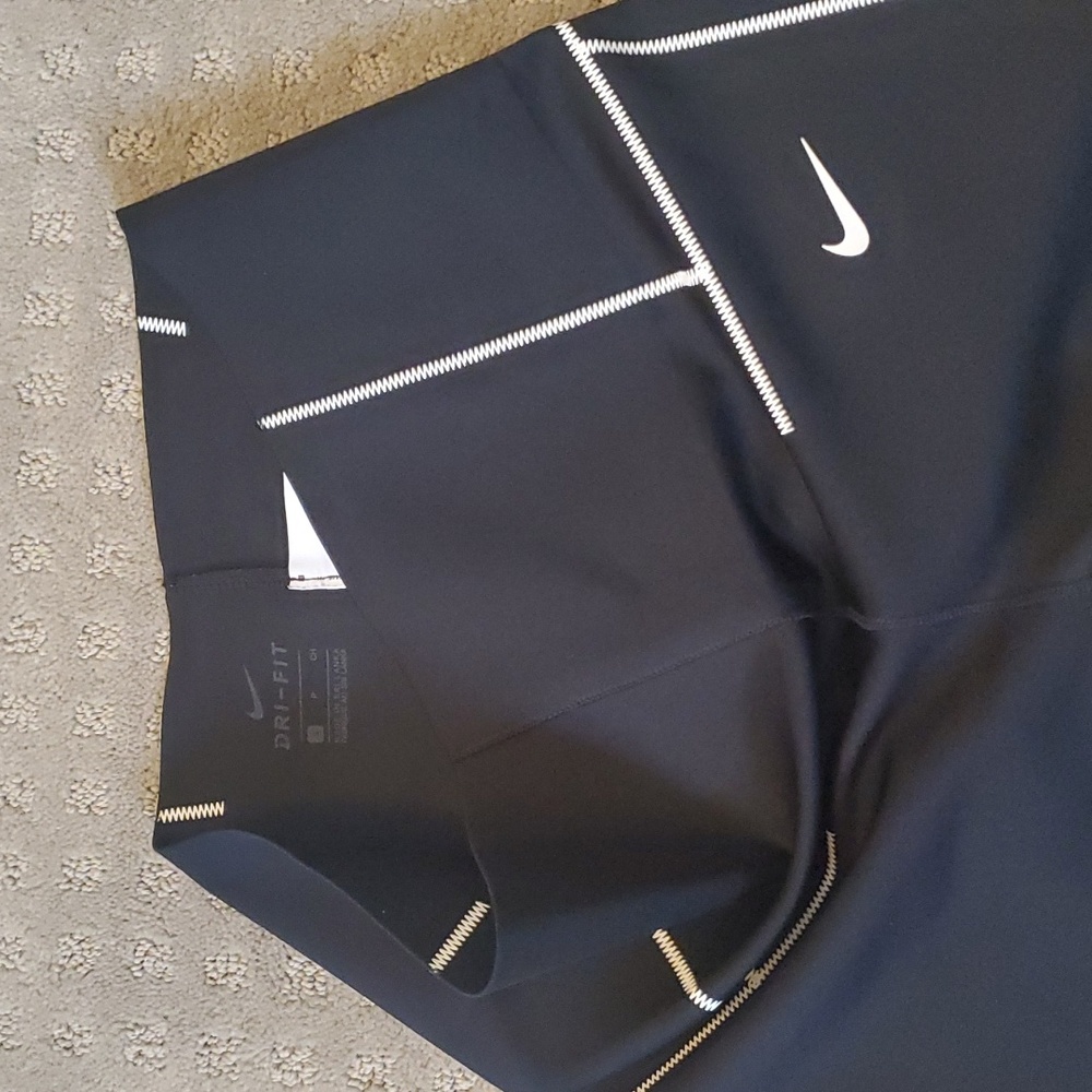 Nike Soulcycle Zig Zag Black Leggings - Picture 9 of 10